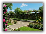 2c-Dou�-la-Fontaine, Picknick im Rosenpark Foullon (18) klein 065